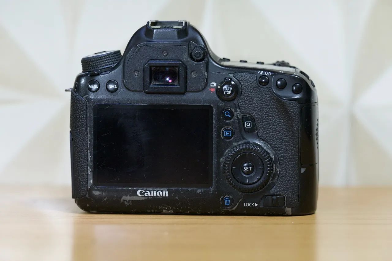 VENDO CANON EOS 6D FULL FRAME!  - Foto 3