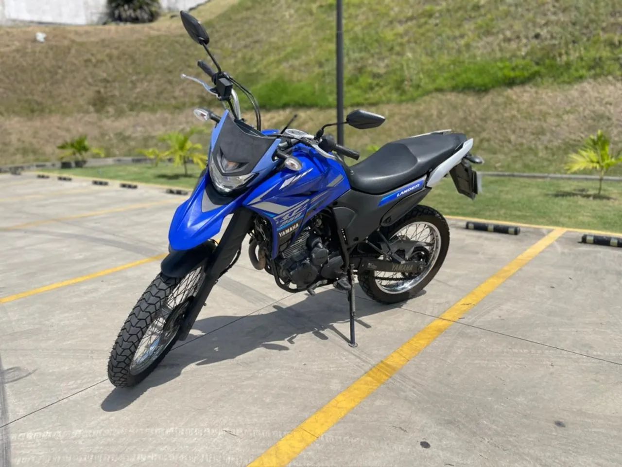 Yamaha 250 Lander Capitão América Flex ABS 2022 - 1489602736 | OLX