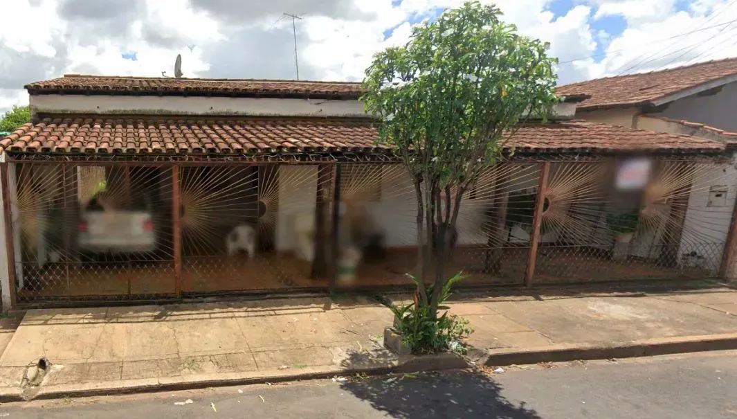 Casa c/ 312m² a.t. em Uberaba/MG
