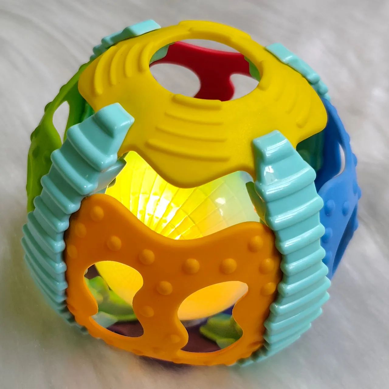Brinquedo Bola Mordedor Com Som e Luz Buba  - Foto 3