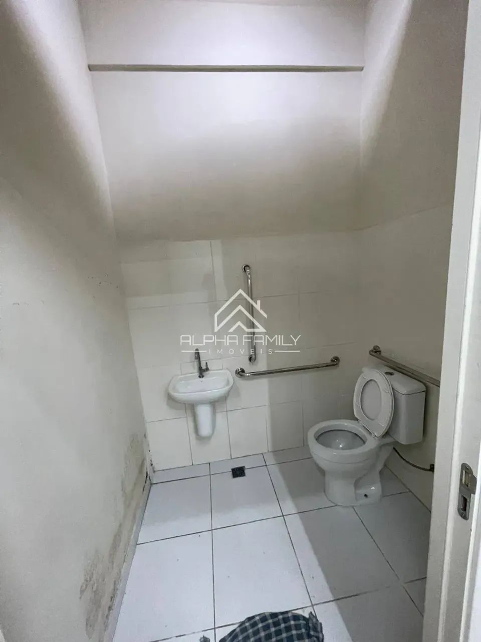 Oportunidade de Locação  Espaço Térreo Comercial - Foto 5