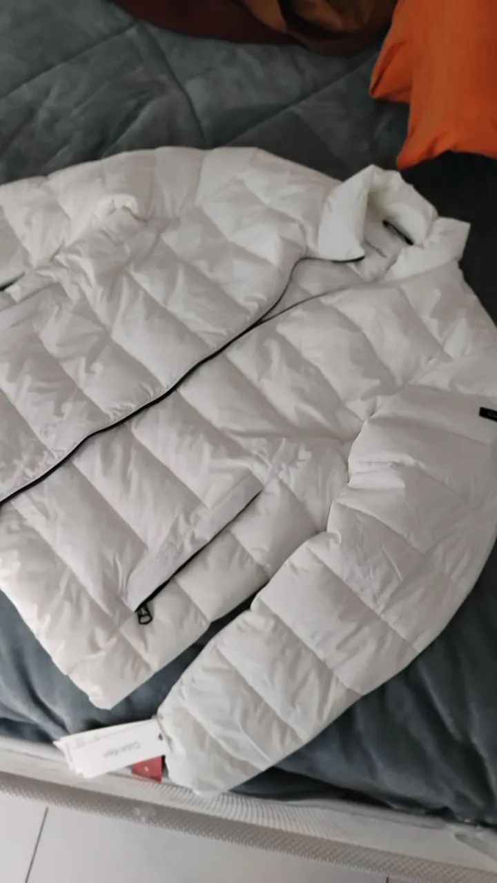 Jaqueta Calvin Klein Masculina Branca Importada - Nova com etiqueta - Foto 2