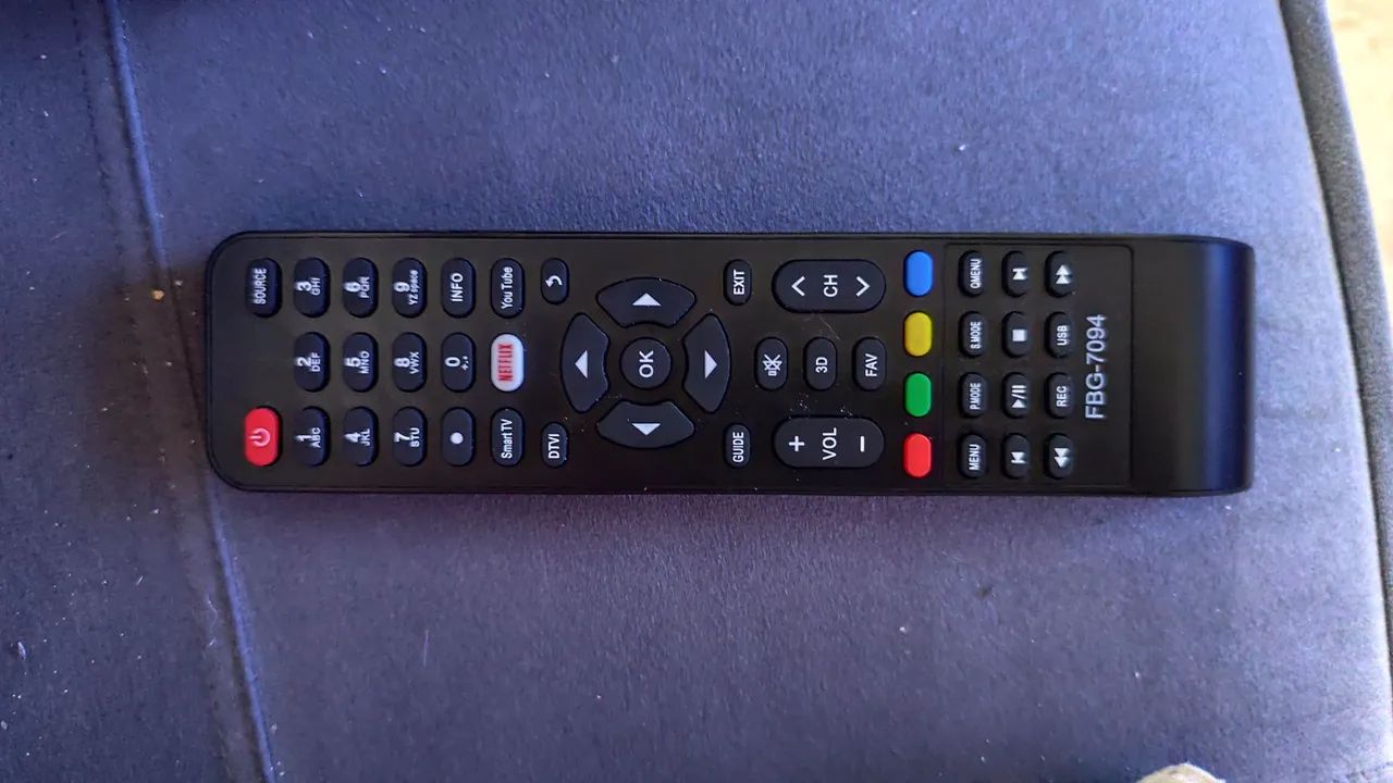 Vendo Tv Smart Philco 49 polegadas  - Foto 4