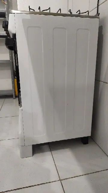 Fogão com apenas 4 meses de uso com acendimento automático - Foto 4
