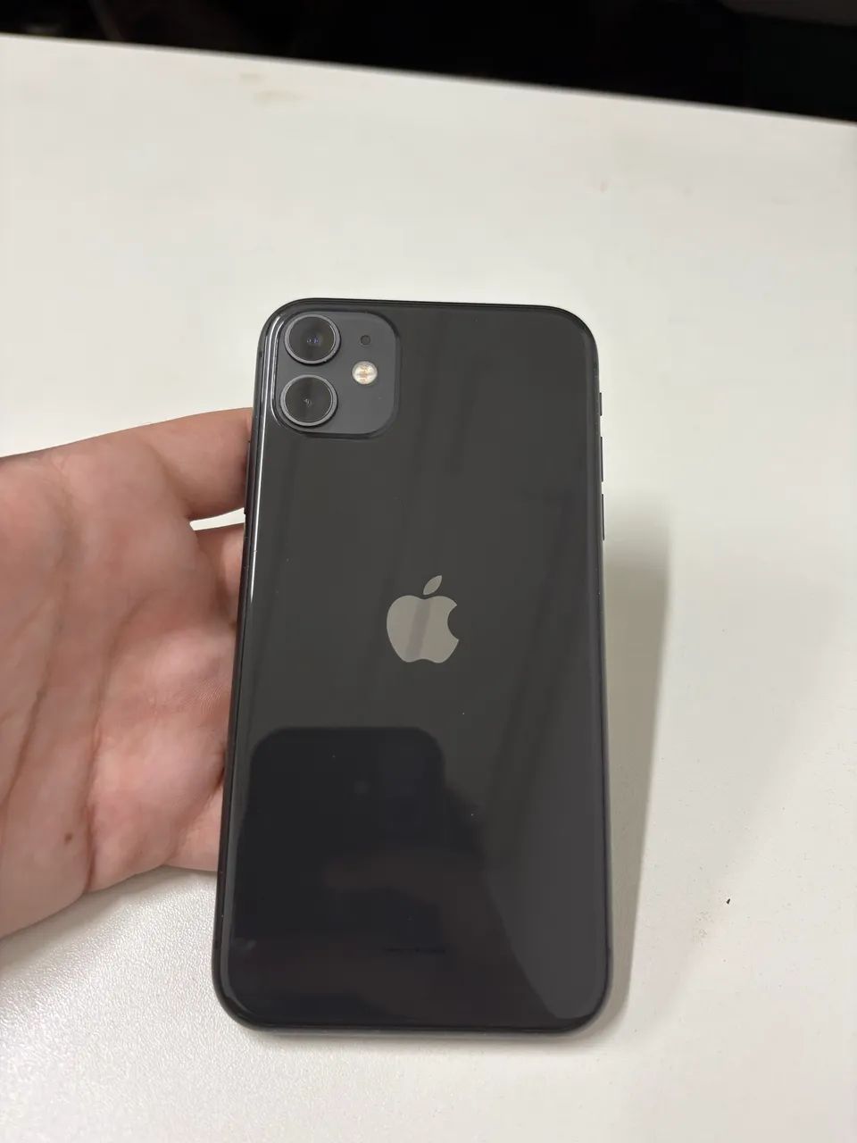 iPhone11 64GB ブラック iPhone 11 64GB Preto - Celulares e Smartphones - Álvaro Camargos