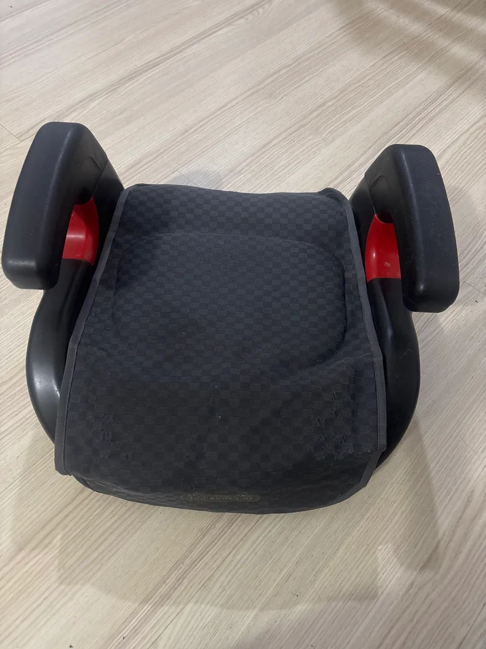 Assento de elevação para carro