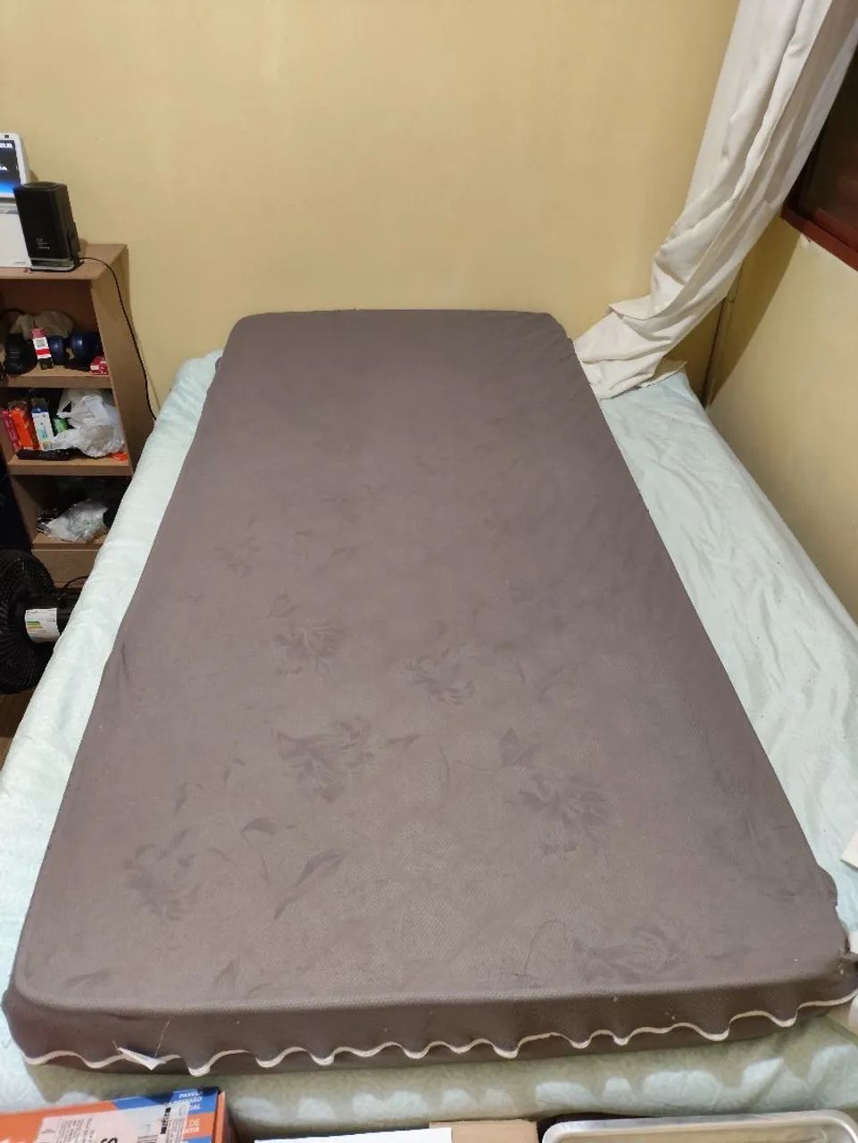 Colchão solteiro com capa