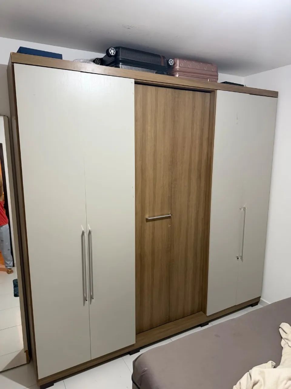 Guarda roupa 6 portas - Foto 3