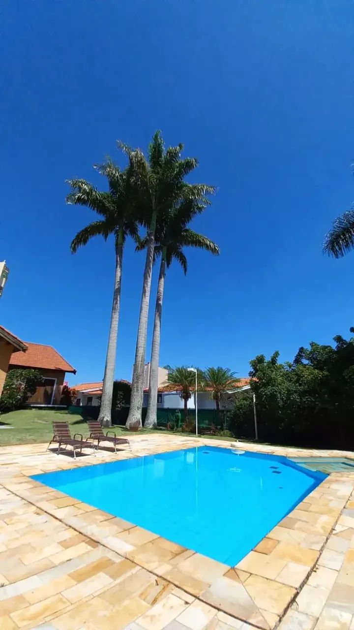 Térrea para aluguel e venda possui 700 metros quadrados com 5 quartos