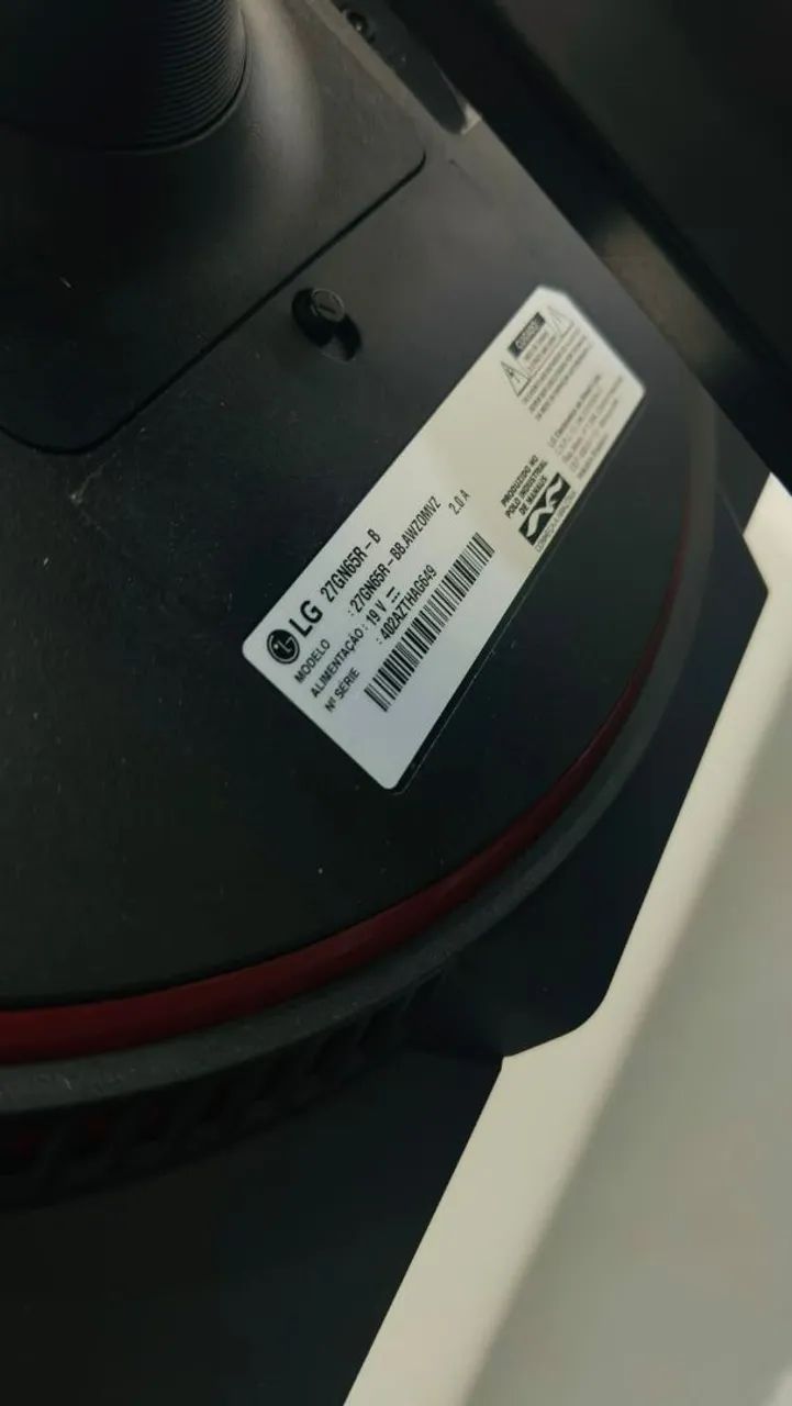 Monitor LG Ultragear 27 144hz - Foto 4