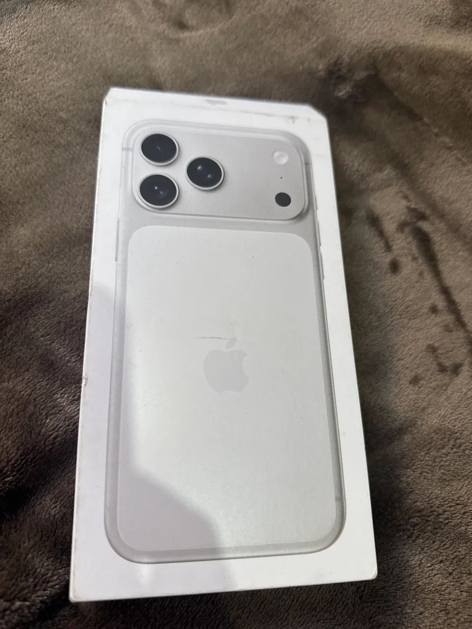 Caixa vazia para IPhone 17 Pro Max