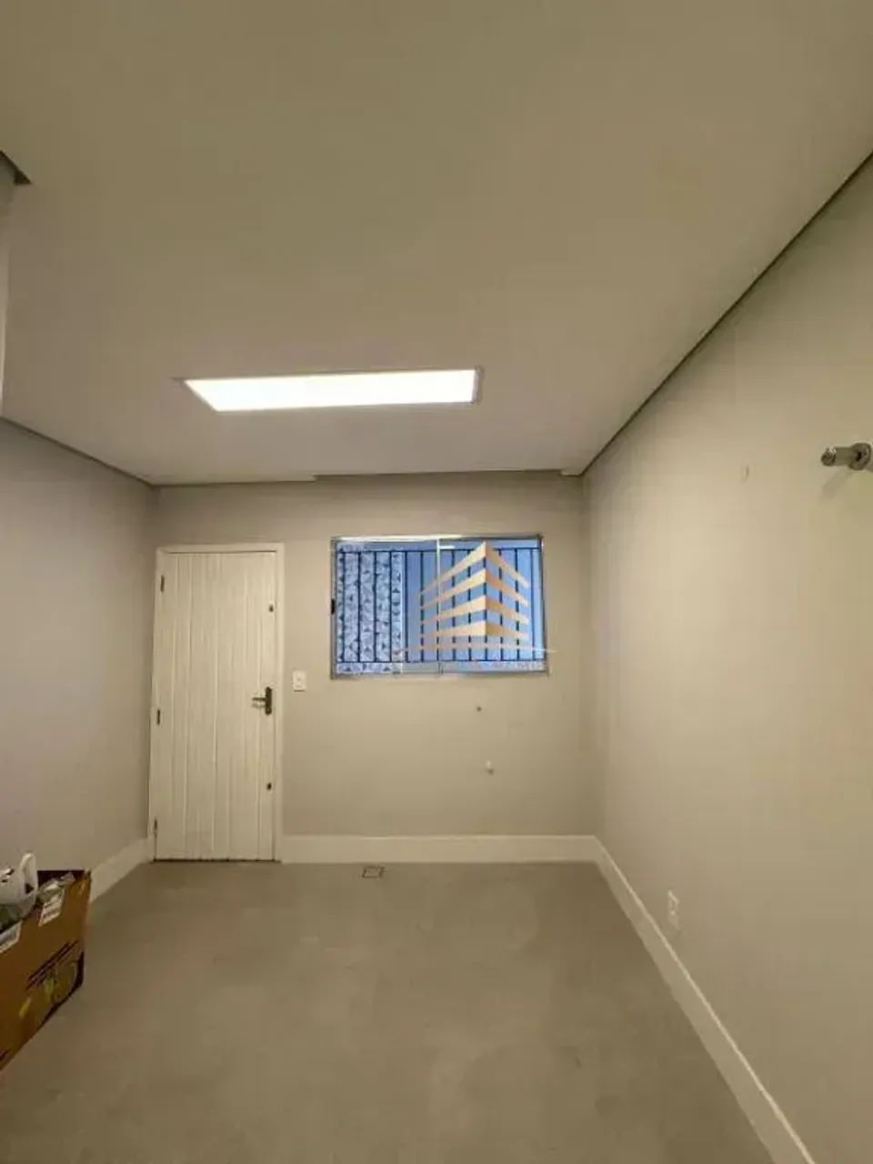 Aluga sala no centro de Guarulhos recém reformada