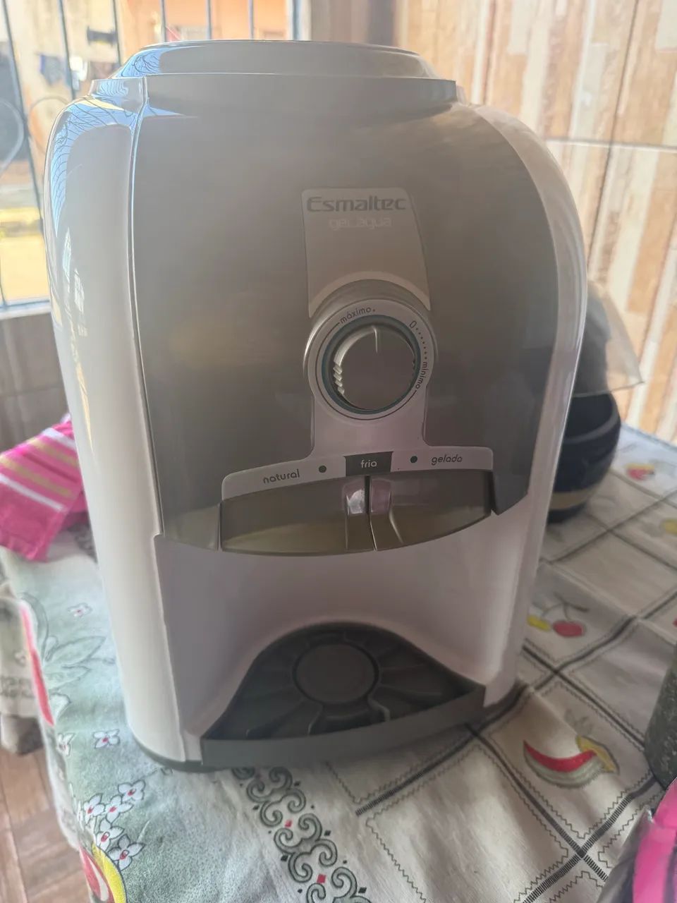 Vendo bebedouro esmaltec - Foto 3