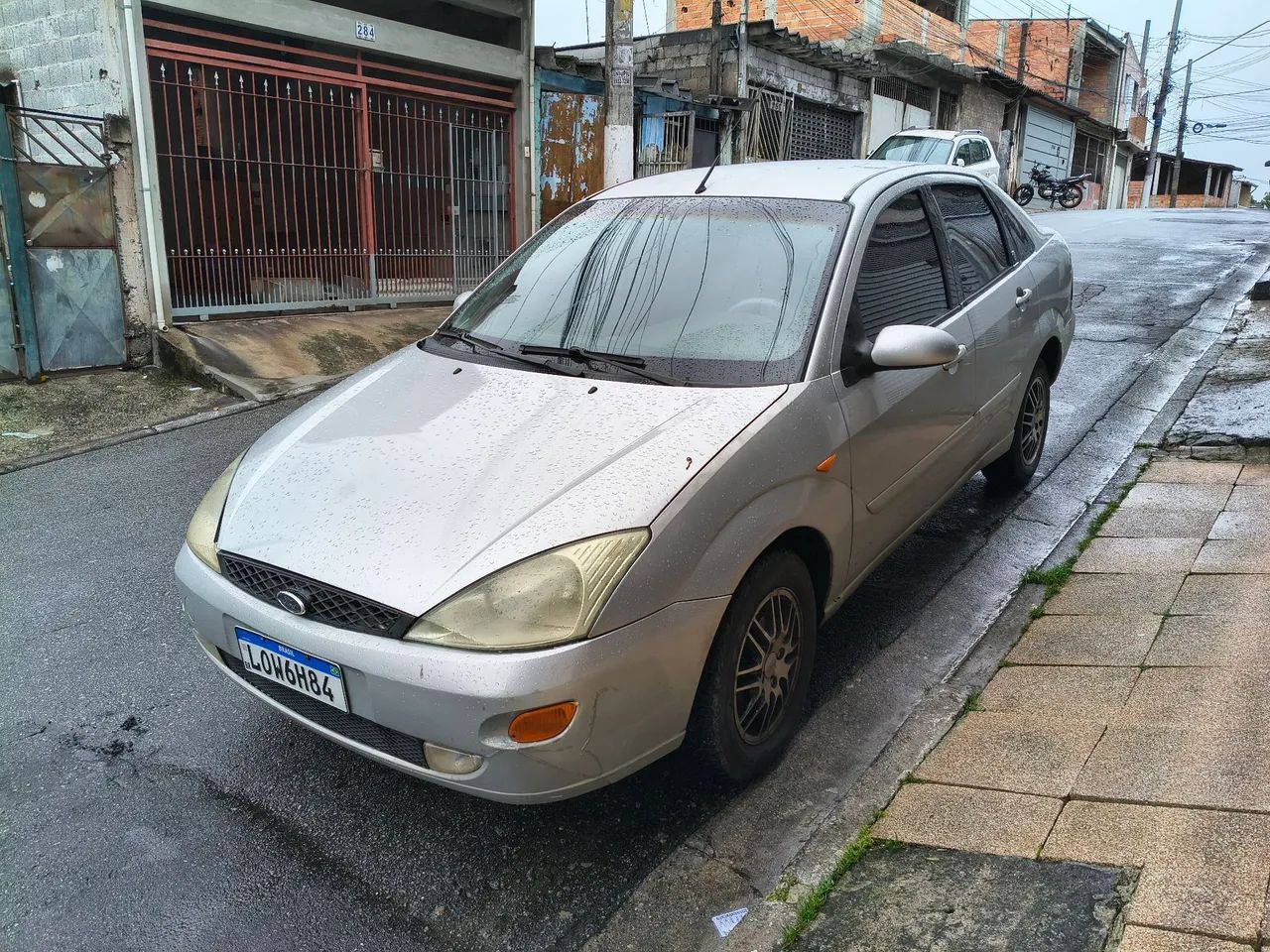 Ford Focus Ghia Sed. 2.0 16v/ 2.0 16V Flex 4P 2003