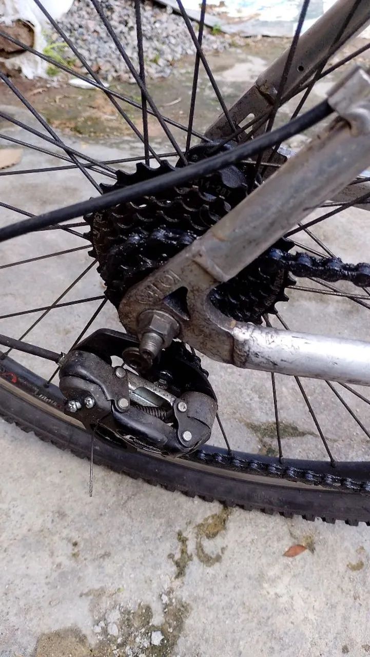 Bicicleta de alumínio  - Foto 4