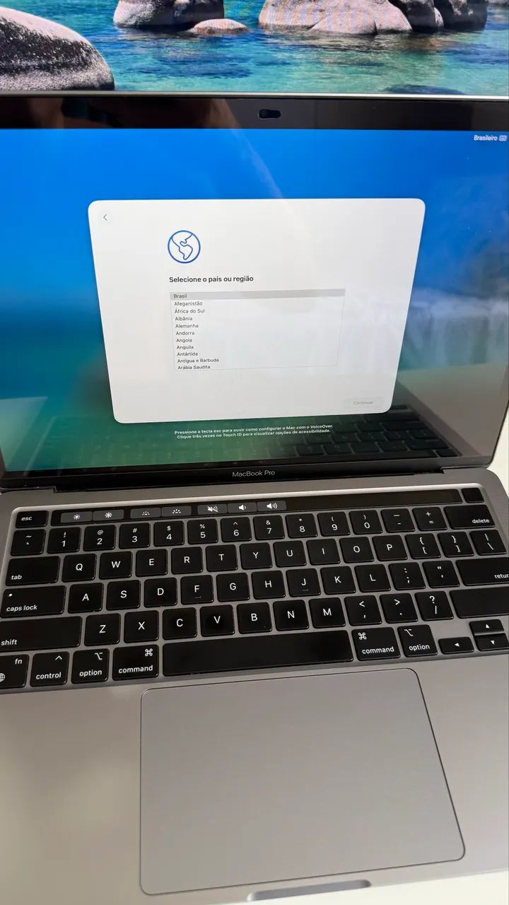 MacBook Pro M2 13