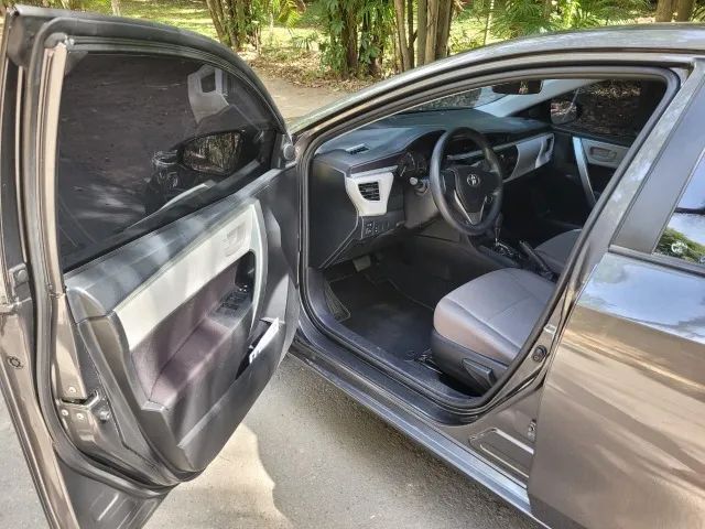Toyota Corolla GLI 1.8 Flex 16V Aut. 2017 - Foto 2