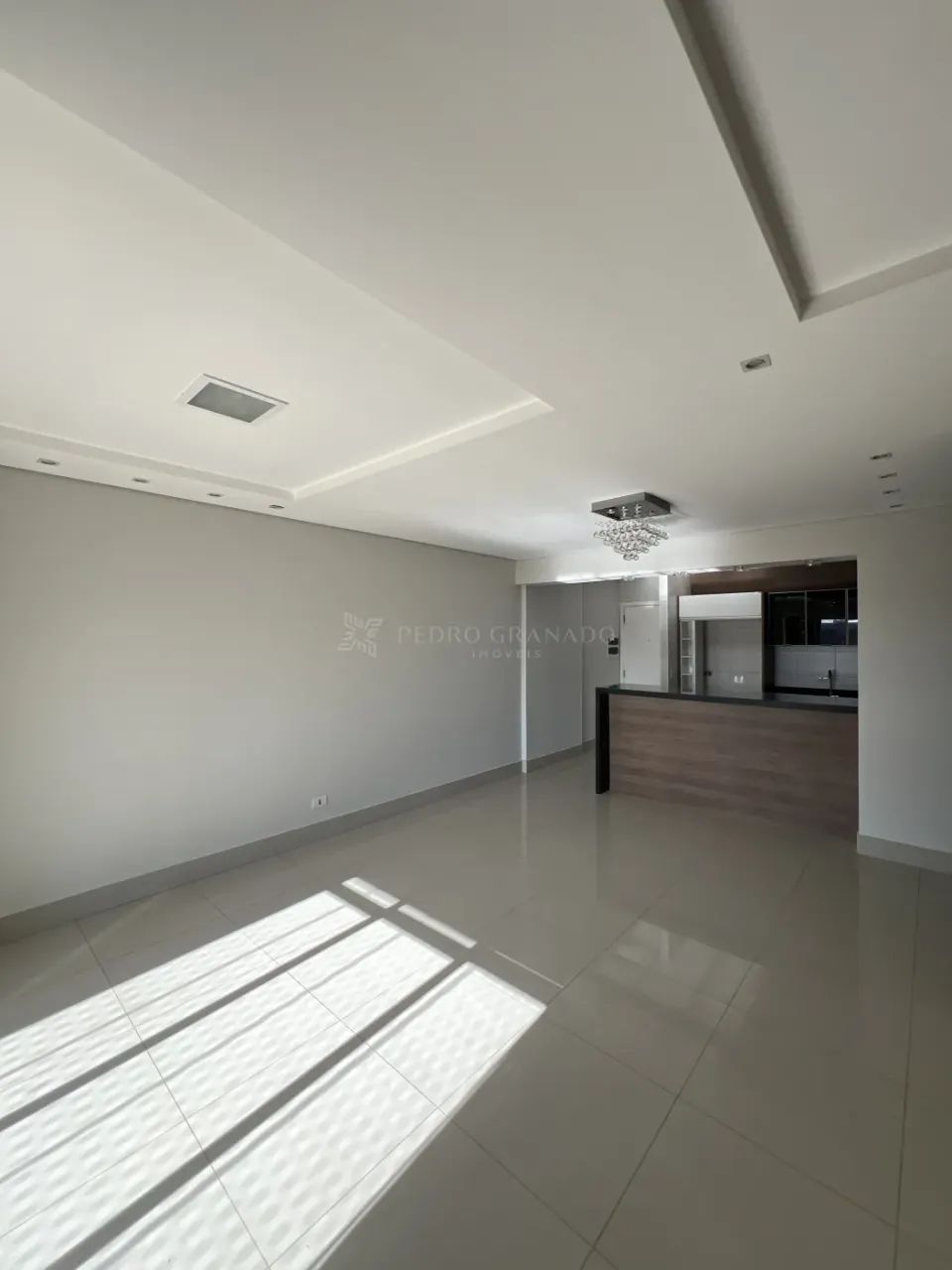 Apartamento com 02 dormitórios - Zona 07 - Foto 4