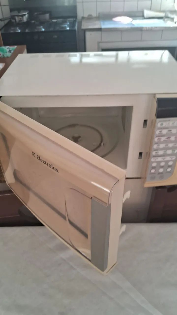 Micro-ondas Electrolux 23L - Foto 4