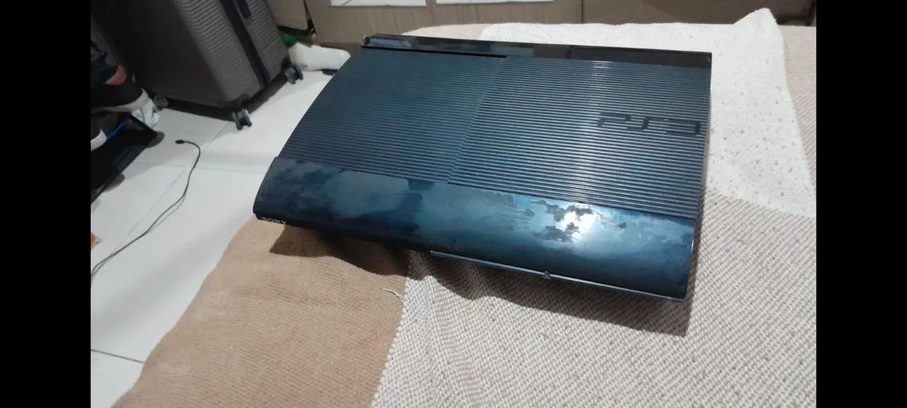 Ps3 super slim com defeito