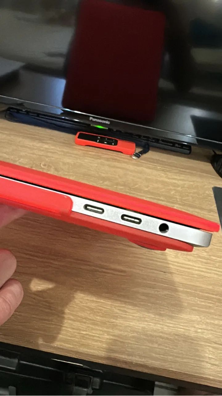 MacBook Pro 15" A1990 2019 - Foto 2