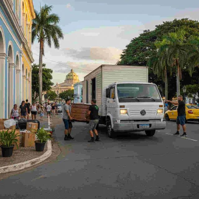 Frete 98/9/8886/2430 melhor preço da cidade M.Transportes