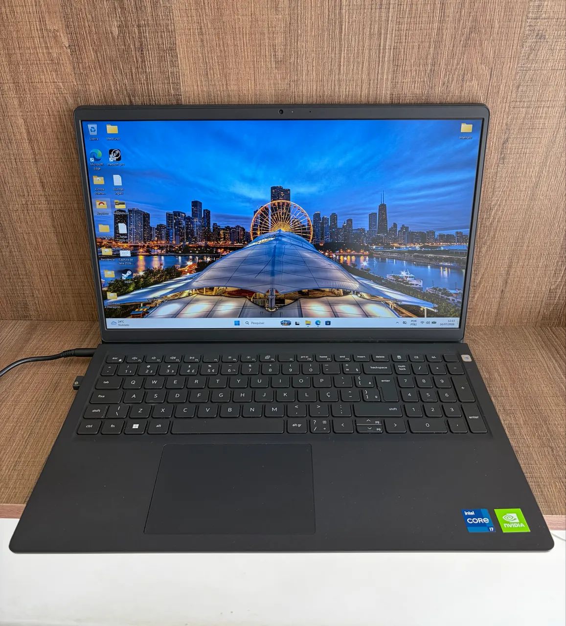 Notebook Dell Inspiron 15 - Intel Core i7, Placa de vídeo da NVIDIA