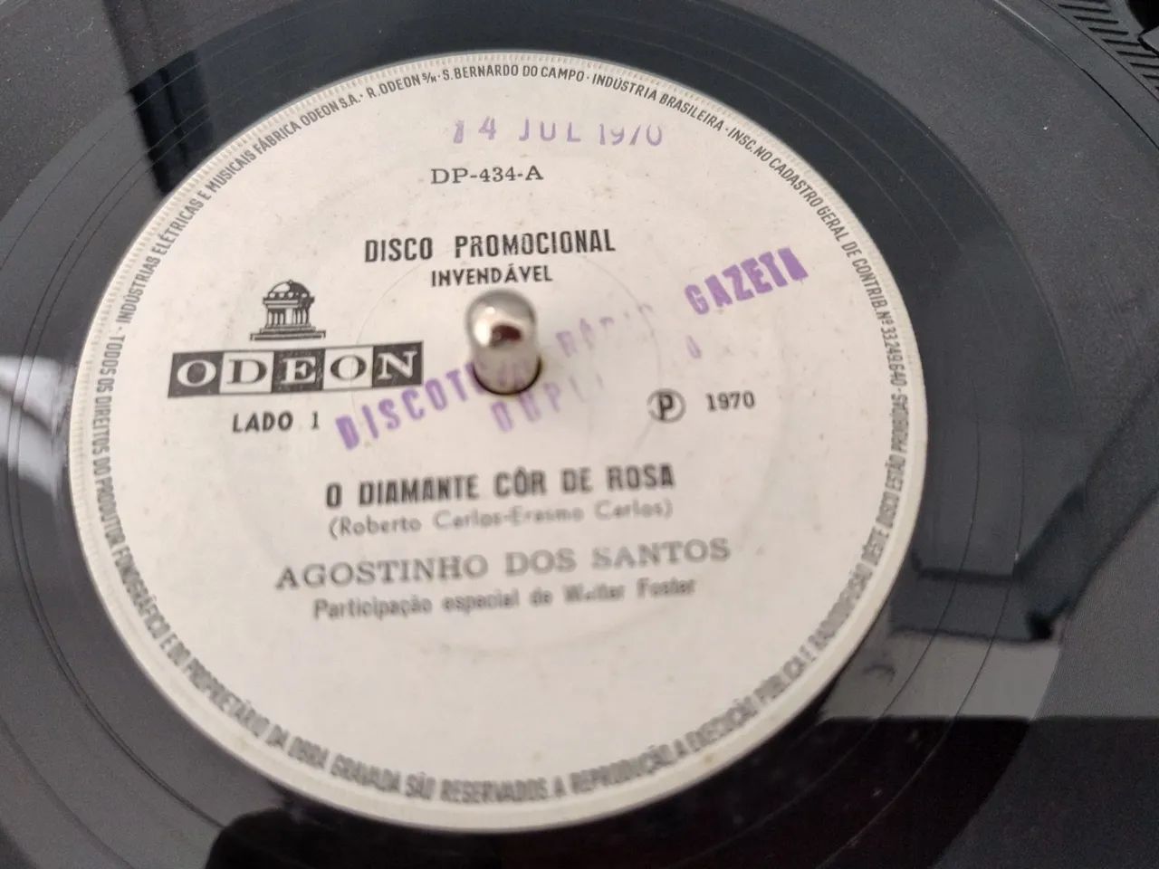 Compacto Agostinho dos Santos Morte do Amor e O Diamante cor de Rosa - Foto 4
