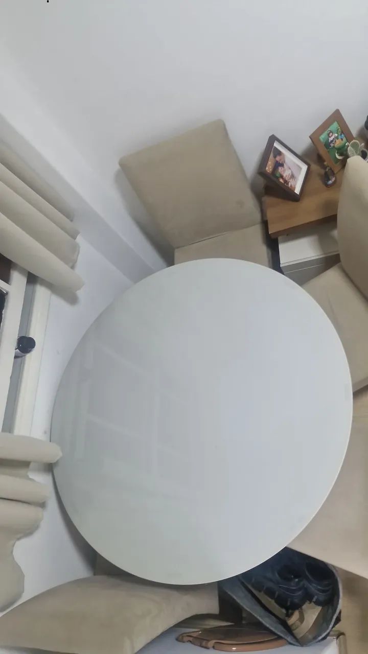 Mesa de jantar redonda com tampo de vidro - Foto 2