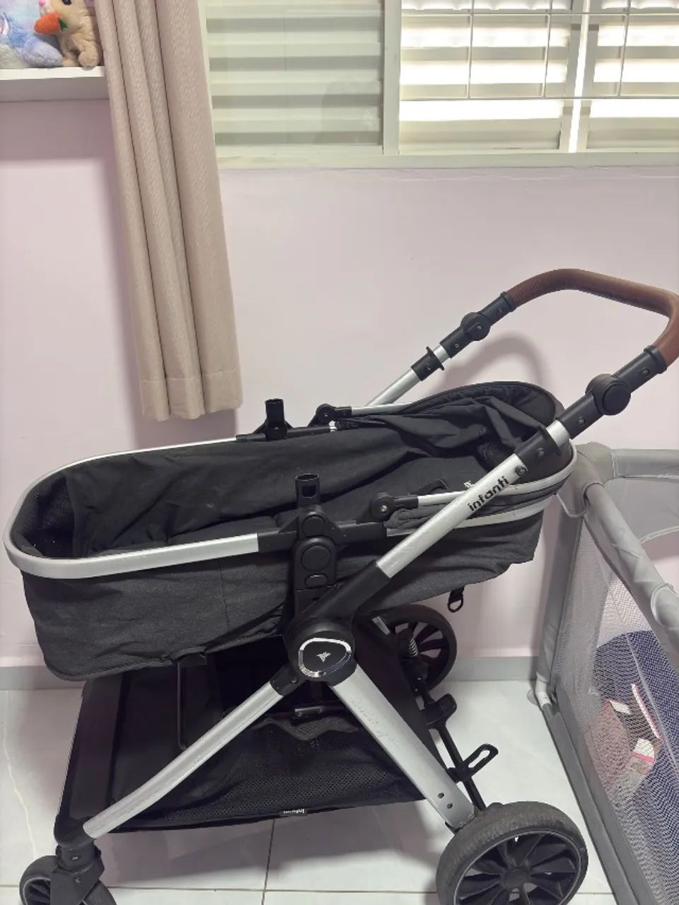Carrinho de bebê marca infanti  - Foto 2