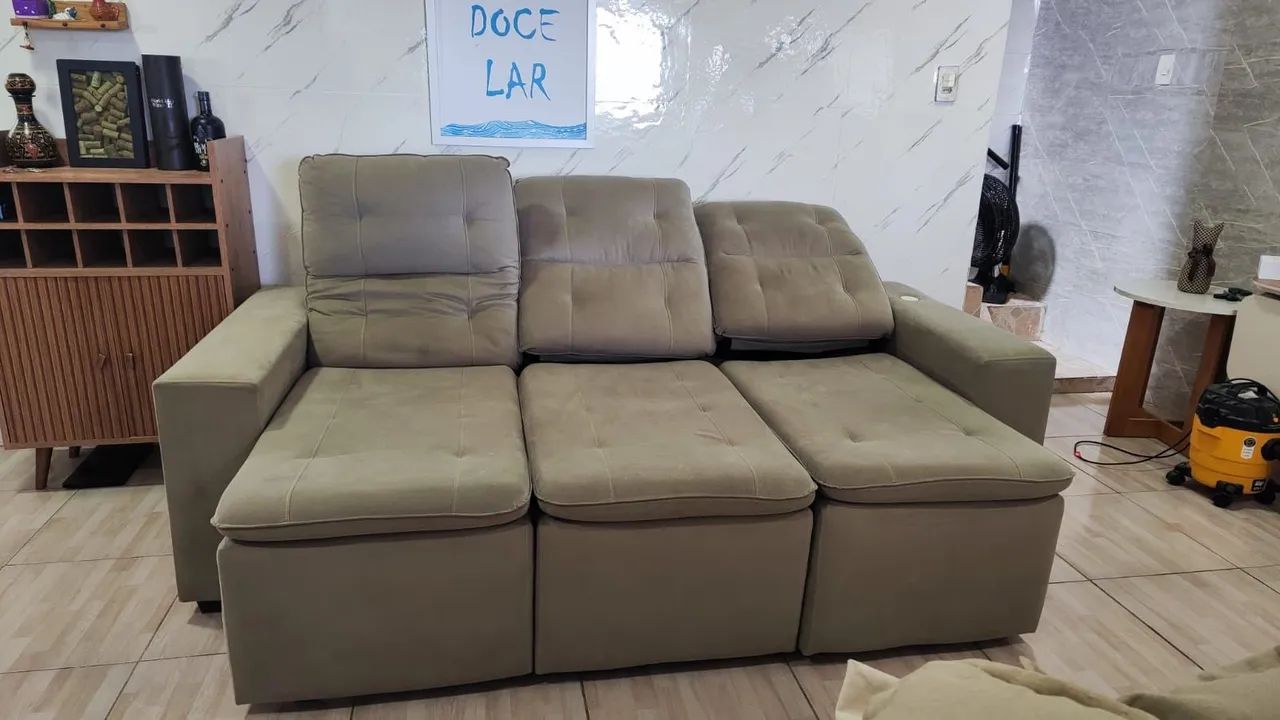 Sofá Retrátil reclinável de Suede