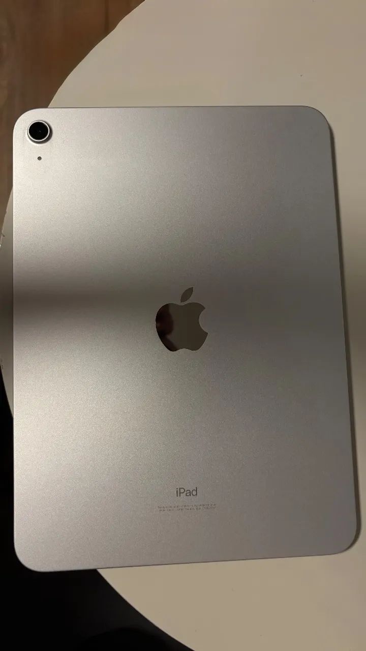  IPad 10 64 GB + capa magnética com teclado, cor prata . excelente - Foto 3