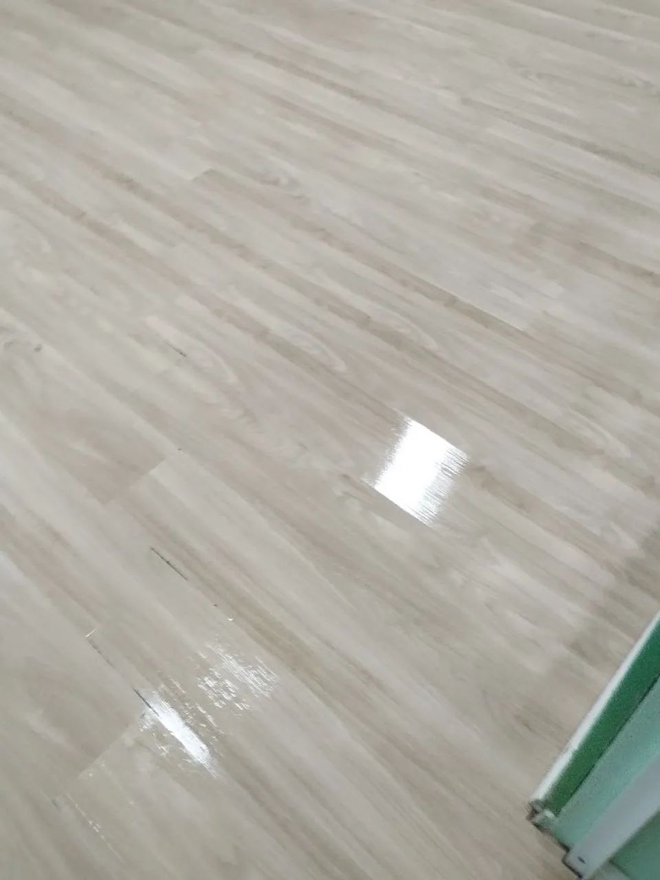Limpeza de Pisos Paviflex Vinílico  - Foto 2
