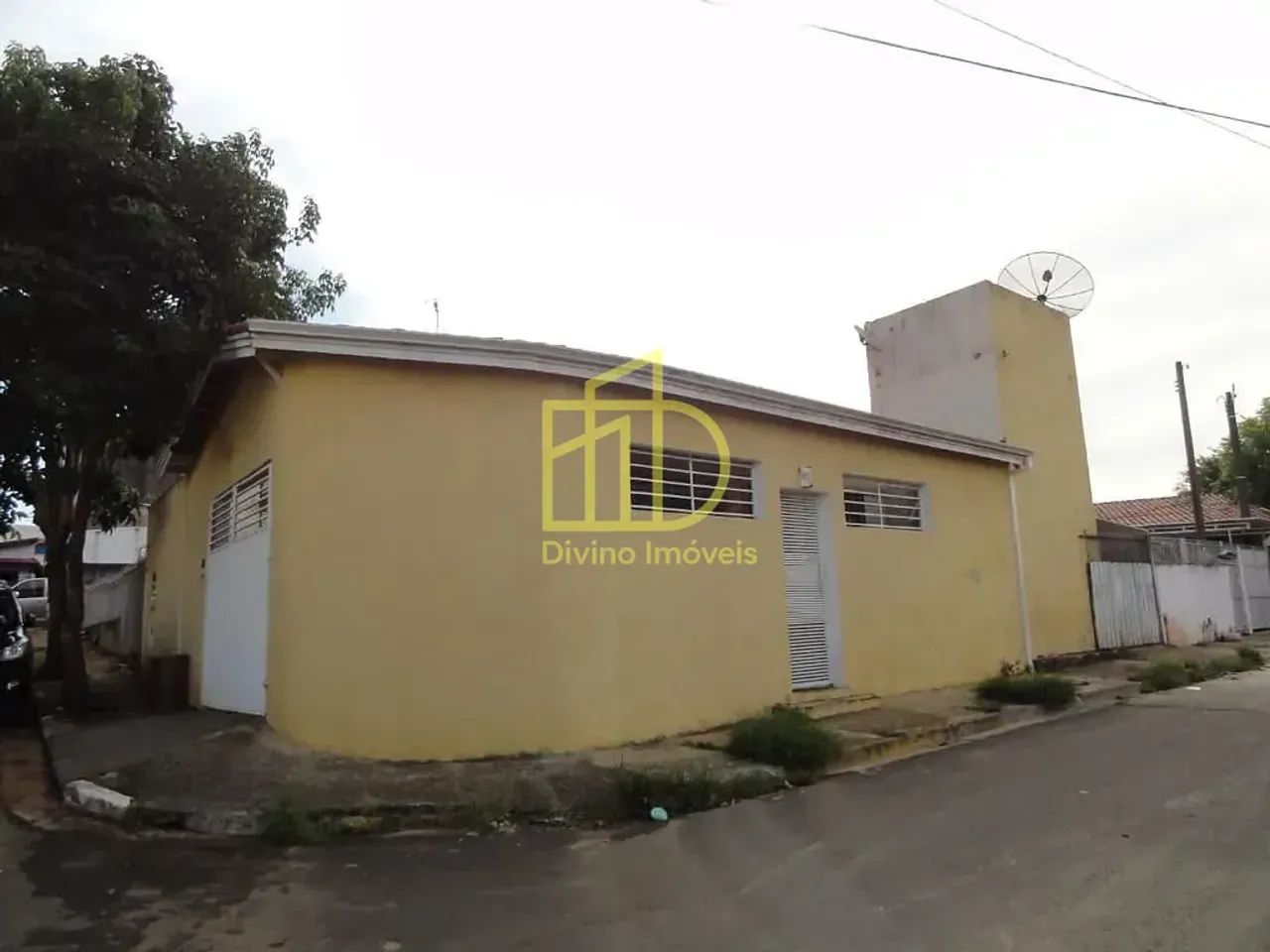 Casa à Venda no Centro  Capela do Alto/SP