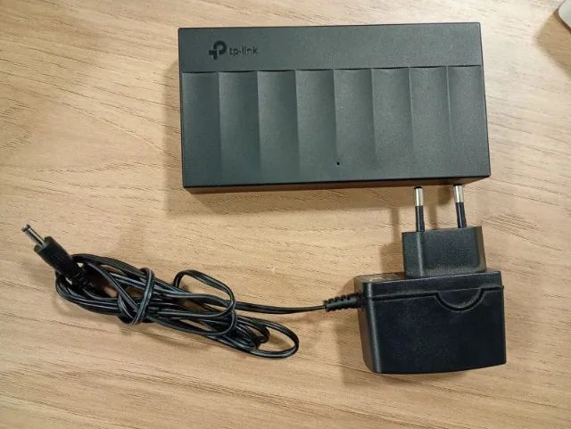 Switch 8 Portastp-link Ls1008g Gigabit 10/100/1000