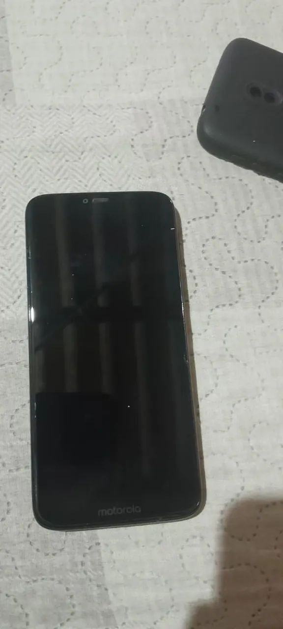 Moto g6 plus acompanha caixa 