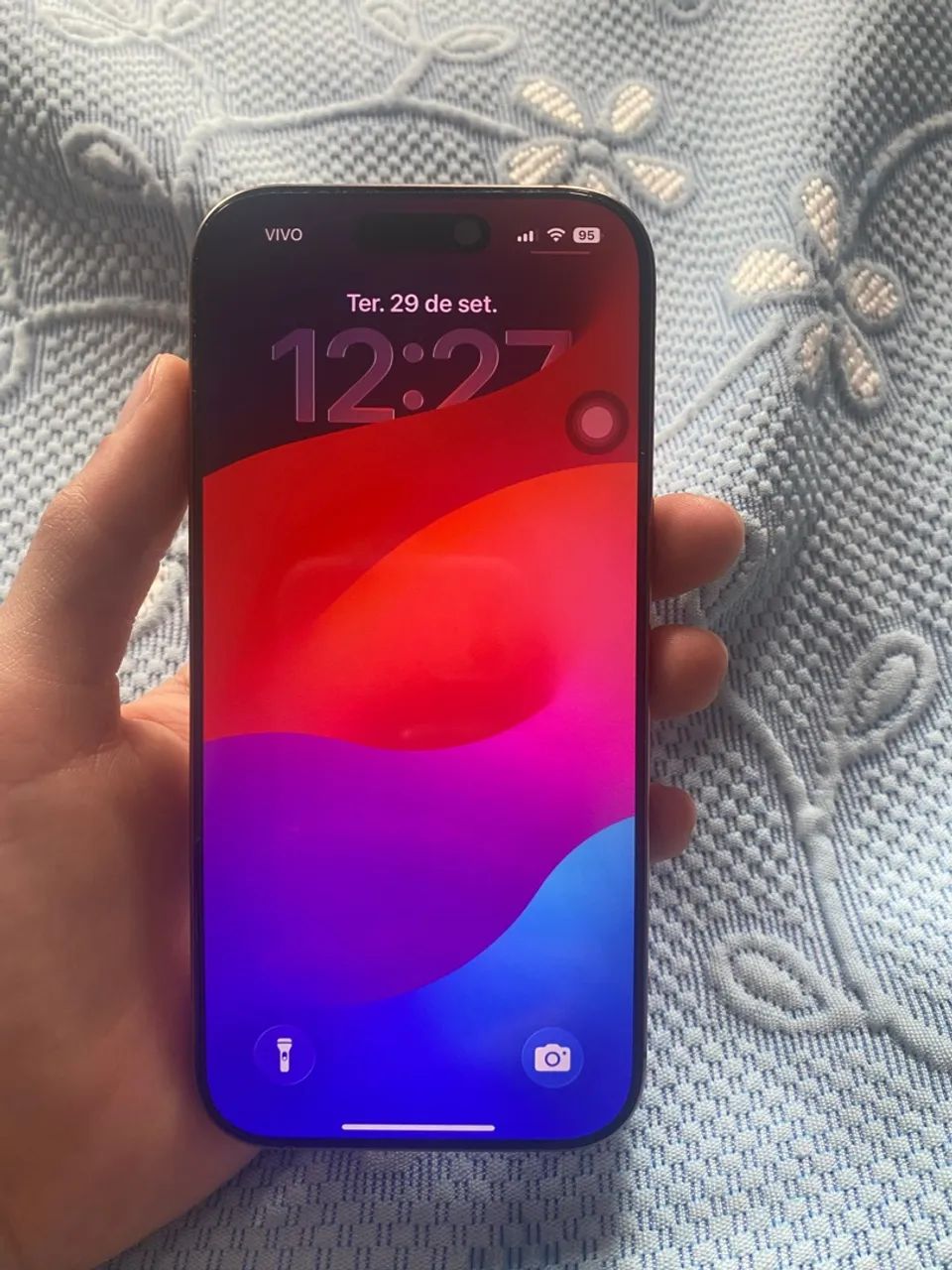 iPhone 16 pro desert 