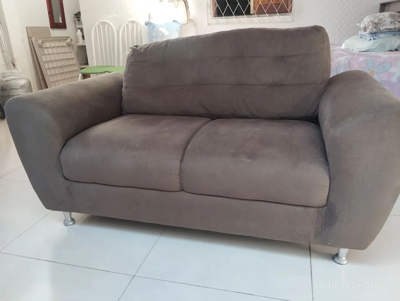 Sofá 2 lugares