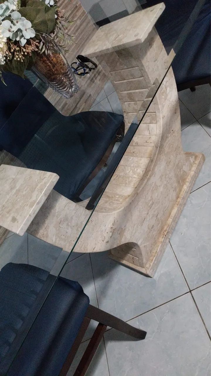 Vendo mesa base de granito com 4 cadeiras  - Foto 2