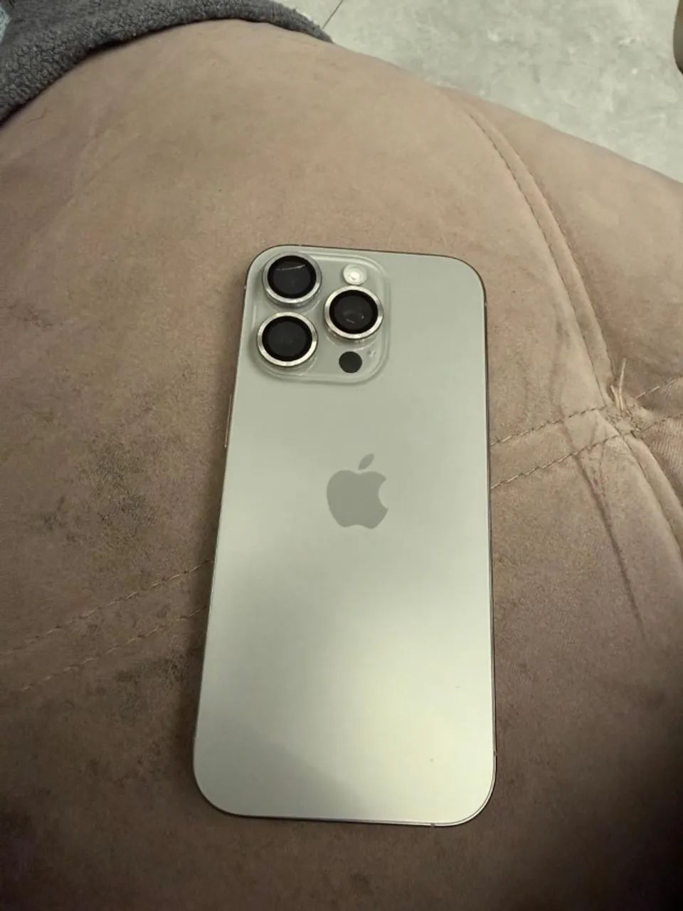 iPhone 16 pro , 128 gb titânio 