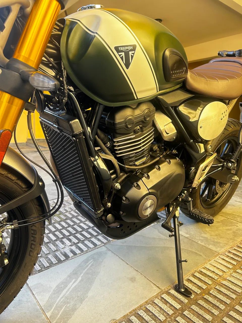 Scrambler 400x 2025