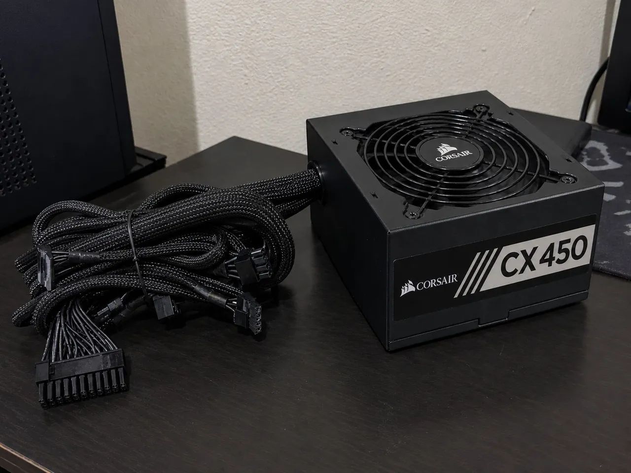 Fonte Corsair CX 450 / 80+