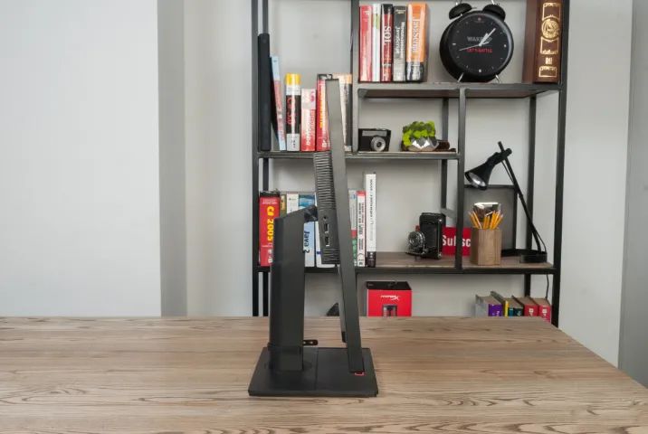 ThinkVision 4K 32 polegadas Monitor profissional Lenovo - Foto 4