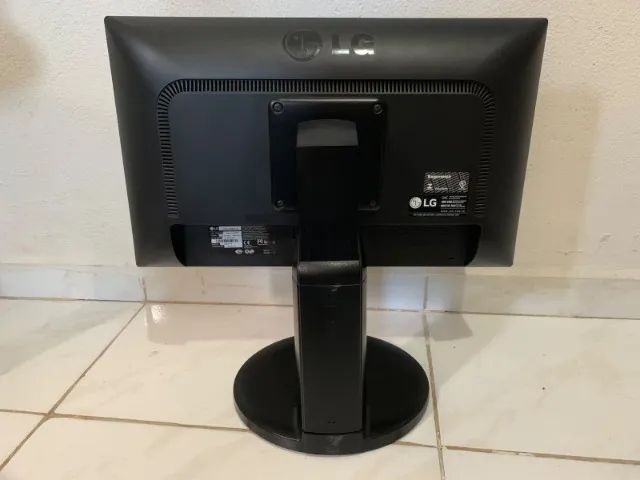 Monitor LG 20M35PD-M Led 19.5 - 60 Hz - Foto 2