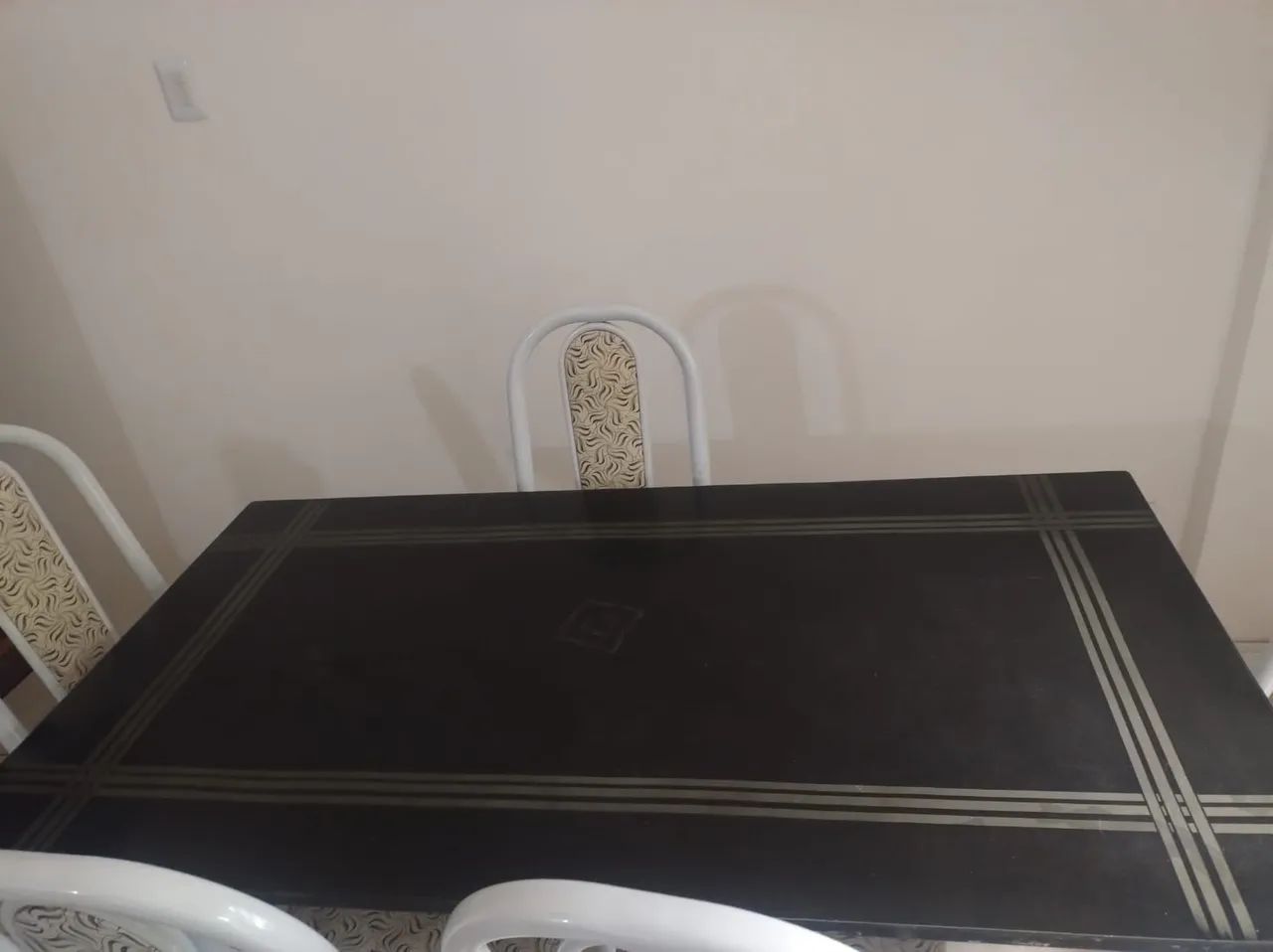 Meja de jantar, com 5 cadeiras  - Foto 2