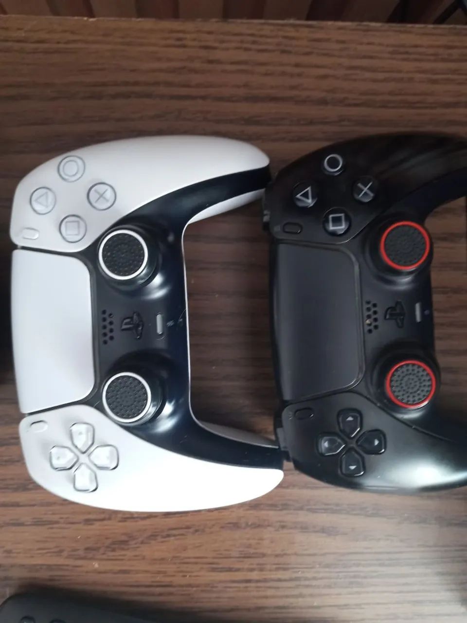 Controle DualSense PS5 - Preto e Branco | Excelente Estado com Hall Effect
