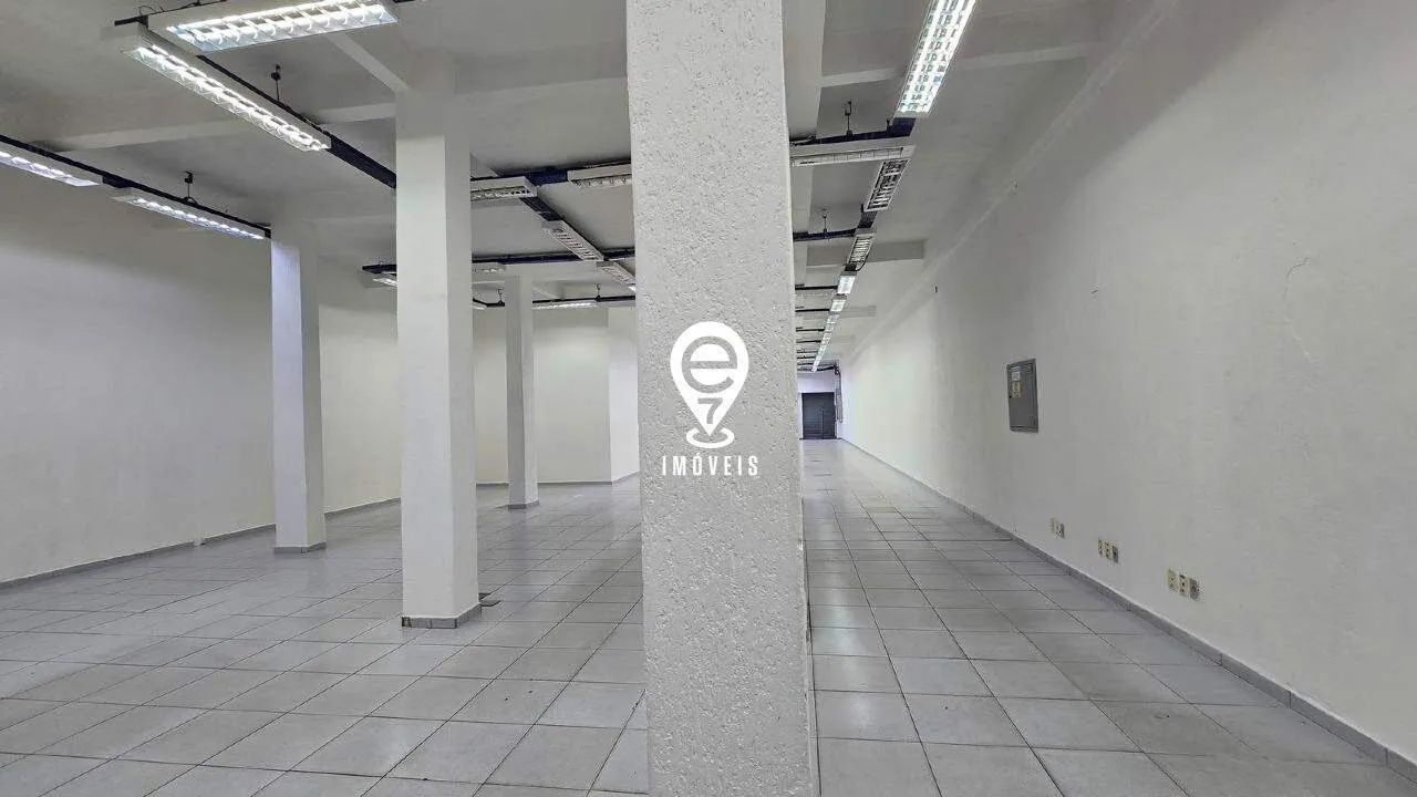 EXCELENTE SALÃO COMERCAIL AO LADO DO METRÔ SAÚDE PARA LOCAÇÃO