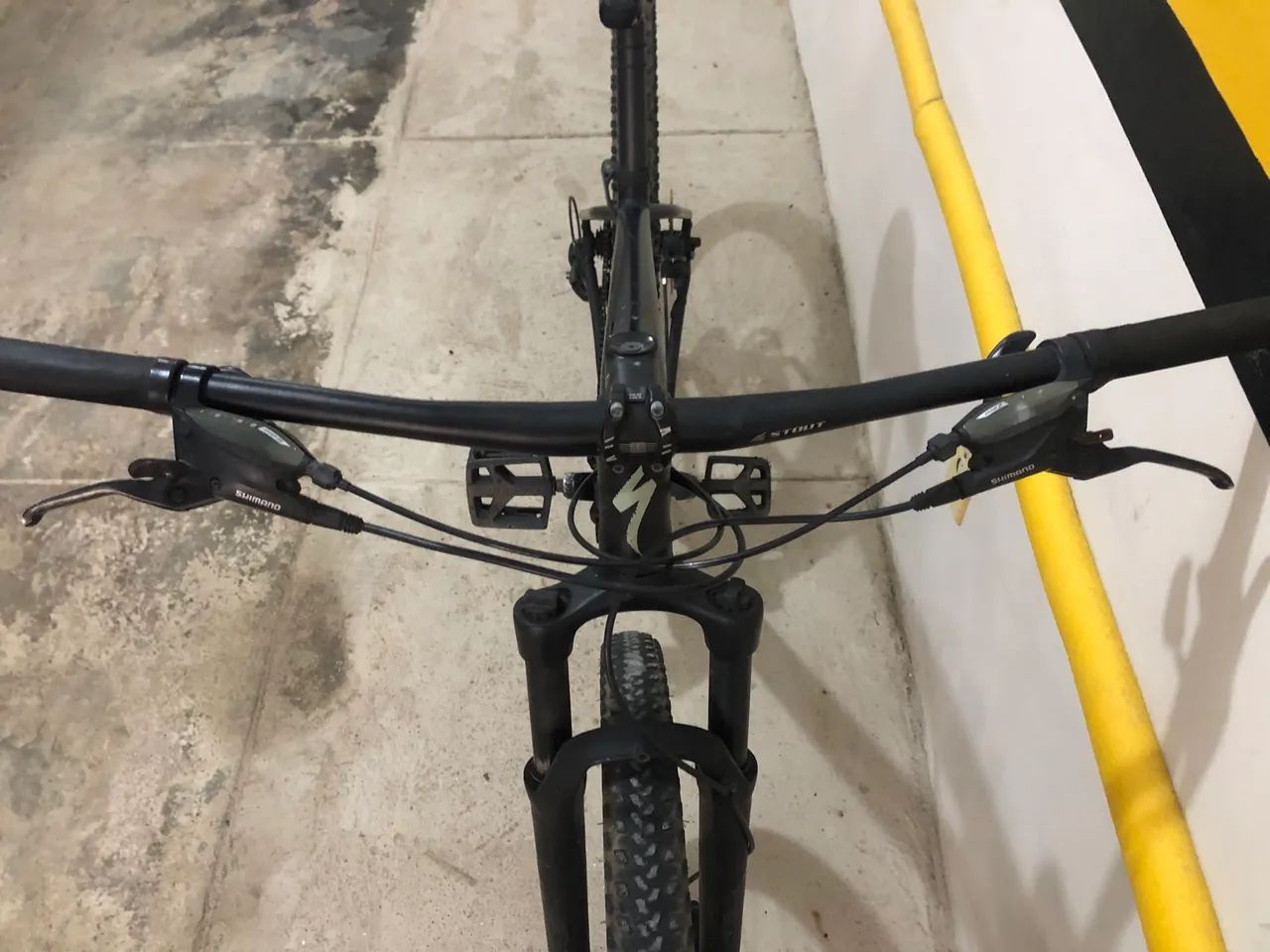 Vendo: Mountain bike SPECIALIZED Rockhopper M 16v/ chama que dá negócio * - Foto 2