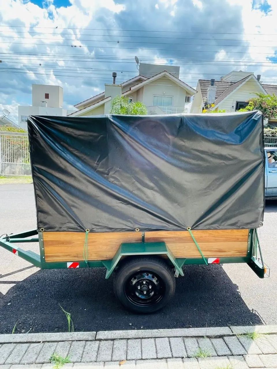 Carretinha aberta com arcos e lona - Foto 4