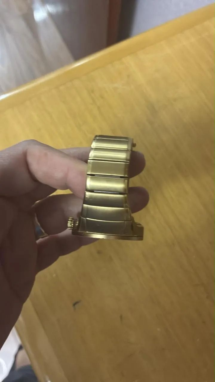 Relógio Puma dourado  - Foto 4